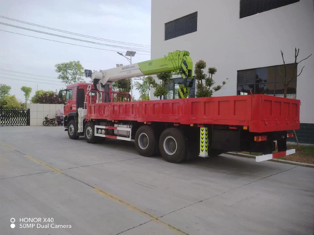 福田雷薩隨車吊全系產品優惠促銷，品質與實惠雙重盛宴